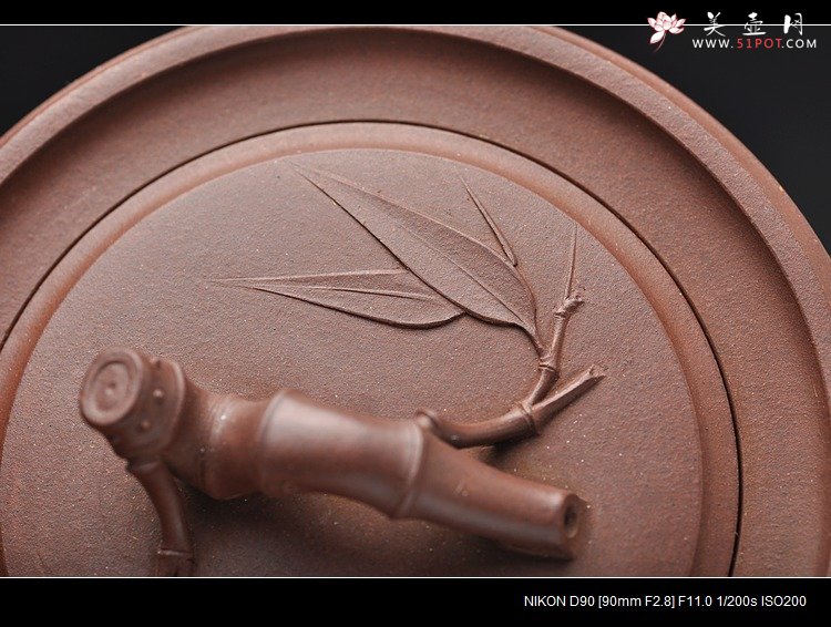 紫砂壶图片：方圆堂实力派 许嘉年 全手一段竹 - 宜兴紫砂壶网