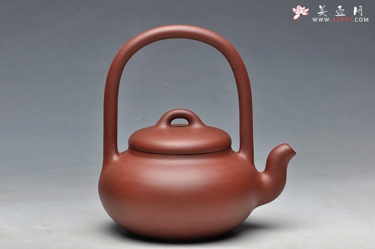 紫砂壶图片：圆圆满满 曼妙身姿 全手圆珠提梁 优质底槽青 - 宜兴紫砂壶网