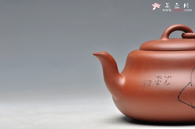 紫砂壶图片：造型简洁明快 线条流畅 极品老清水 葫芦 - 宜兴紫砂壶网