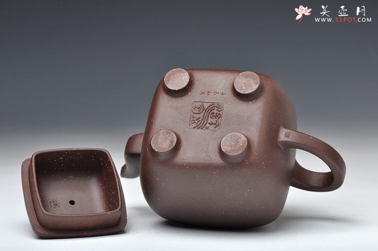 紫砂壶图片：浑厚高俊 风骨丰雅 全手镶接成型  鸣远四方 - 宜兴紫砂壶网