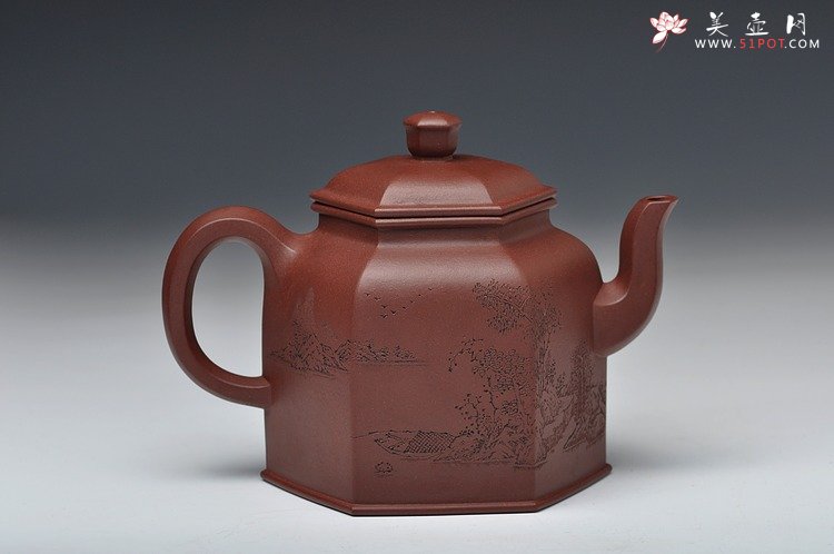 紫砂壶图片：稳如磐石 六方通景山水 何卫枫新品近作  全手乐钟 - 宜兴紫砂壶网