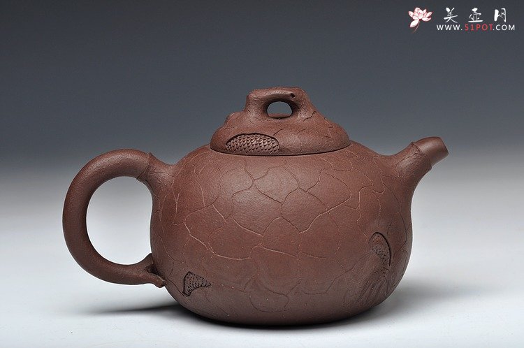 紫砂壶图片：藏龙龚春  双节特惠 送礼佳品 - 宜兴紫砂壶网