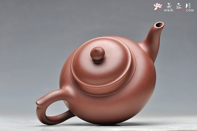 紫砂壶图片：泥色优雅 经典传承 顾派风格 紫泥全手笑樱 - 宜兴紫砂壶网