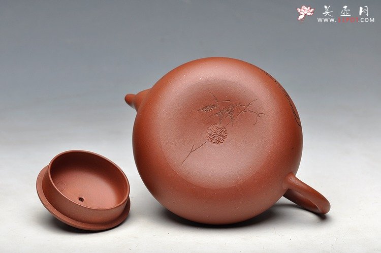 紫砂壶图片：造型简洁明快 线条流畅 极品老清水 葫芦 - 宜兴紫砂壶网