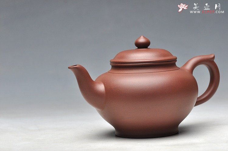 紫砂壶图片：泥色优雅 经典传承 顾派风格 紫泥全手笑樱 - 宜兴紫砂壶网