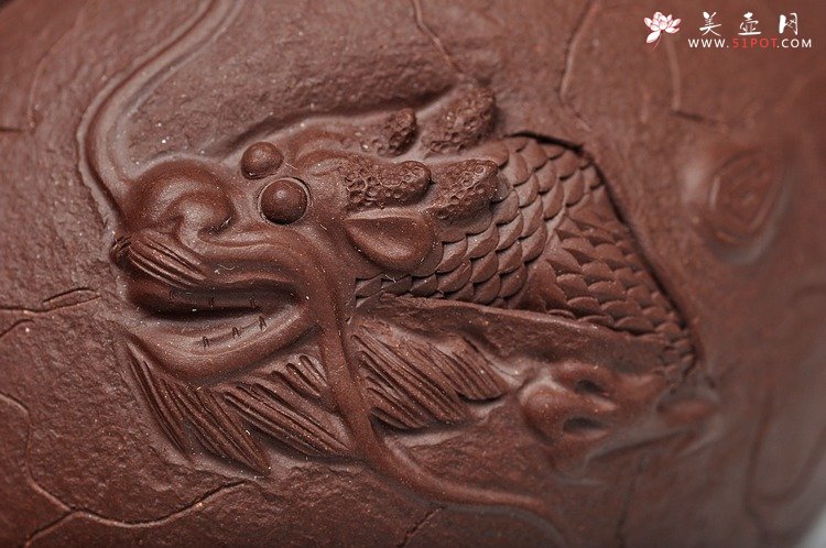 紫砂壶图片：藏龙龚春  双节特惠 送礼佳品 - 宜兴紫砂壶网