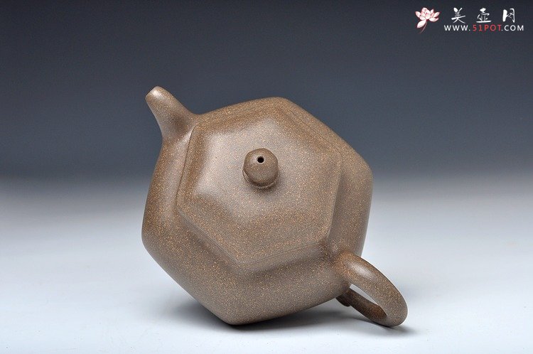 紫砂壶图片：优质青段 全手六角莲子 筋囊佳作 素雅清韵 - 宜兴紫砂壶网