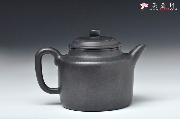 紫砂壶图片：万阗阗近作 气势雄壮全手精品剑流高德中 大亨遗韵 - 宜兴紫砂壶网