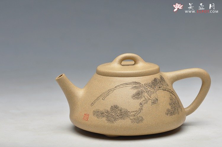 紫砂壶图片：素雅文气 全手子冶石瓢 谭华斌装饰 - 宜兴紫砂壶网