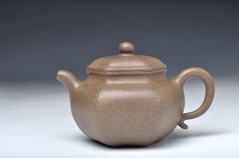 紫砂壶图片：优质青段 全手六角莲子 筋囊佳作 素雅清韵 - 宜兴紫砂壶网