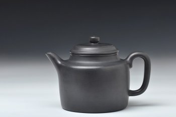 紫砂壶图片：万阗阗近作 气势雄壮全手精品剑流高德中 大亨遗韵 - 宜兴紫砂壶网