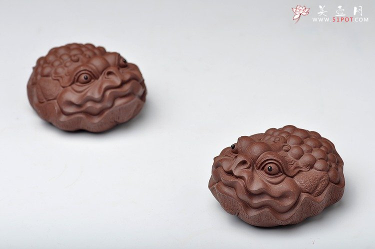 紫砂壶图片：和气生财 金蟾 栩栩如生 - 宜兴紫砂壶网