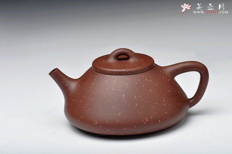 紫砂壶图片：精品代表作 最新力作 全手铺砂大子冶石瓢 - 宜兴紫砂壶网