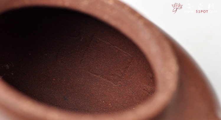 紫砂壶图片：大气浑厚 送礼精品 全手堆龙笑樱 - 宜兴紫砂壶网