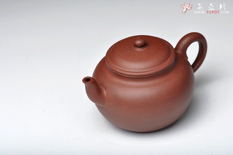 紫砂壶图片：颇有拙味 创新耐品  全手莲子 - 宜兴紫砂壶网