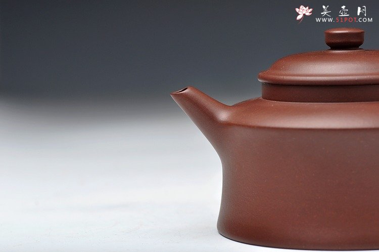 紫砂壶图片：砂料迷人 稳重而优雅 精品 全手玉锺 - 宜兴紫砂壶网