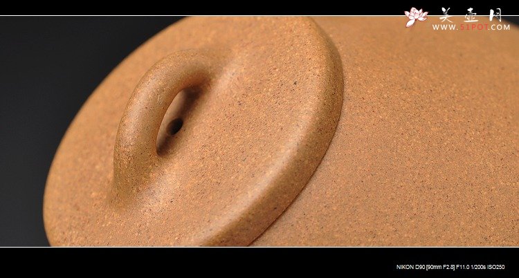 紫砂壶图片：双节特惠之五彩段泥石瓢 骨肉均挺 器形周正 - 宜兴紫砂壶网