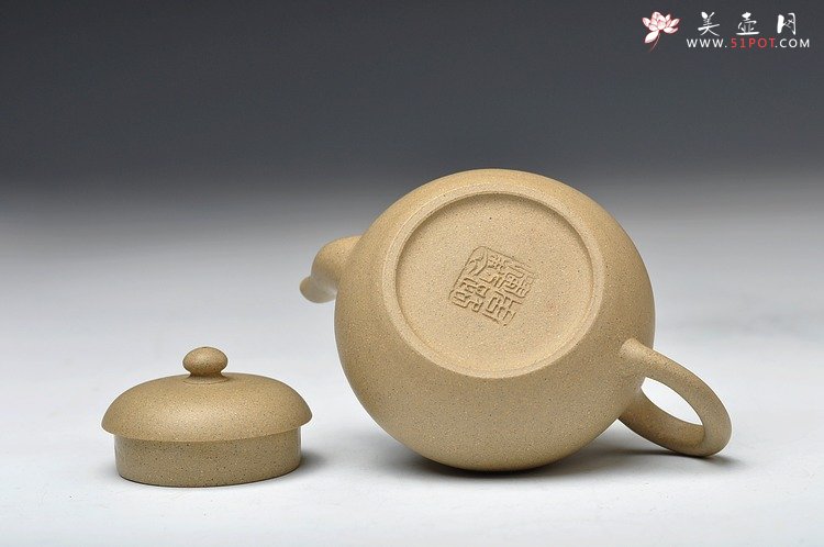 紫砂壶图片：古风耐品 素雅可人 本绿全手小君德 冬日里的小精灵 - 宜兴紫砂壶网