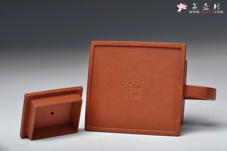 紫砂壶图片：线条张劲 严谨之风  全手 小求正 - 宜兴紫砂壶网