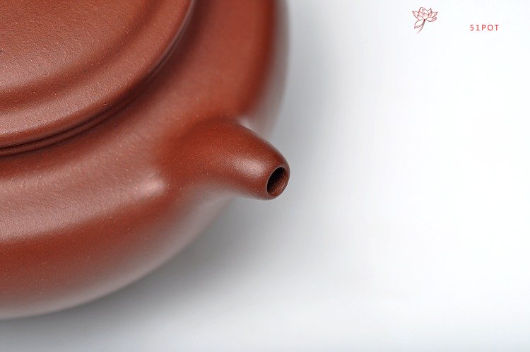 紫砂壶图片：气势挺拔 饱满流畅 精工 全手工大仿古 - 宜兴紫砂壶网