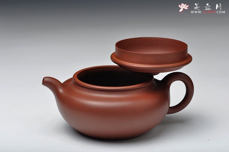 紫砂壶图片：气势挺拔 饱满流畅 精工 全手工大仿古 - 宜兴紫砂壶网