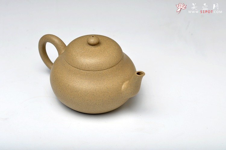 紫砂壶图片：古风耐品 素雅可人 本绿全手小君德 冬日里的小精灵 - 宜兴紫砂壶网