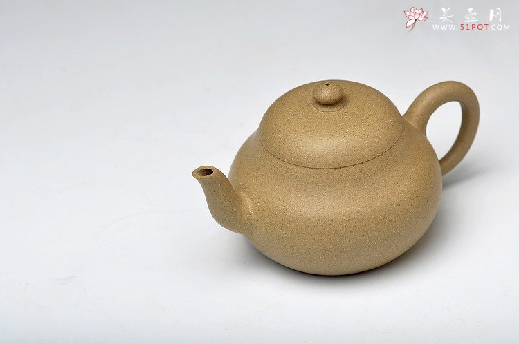 紫砂壶图片：古风耐品 素雅可人 本绿全手小君德 冬日里的小精灵 - 宜兴紫砂壶网