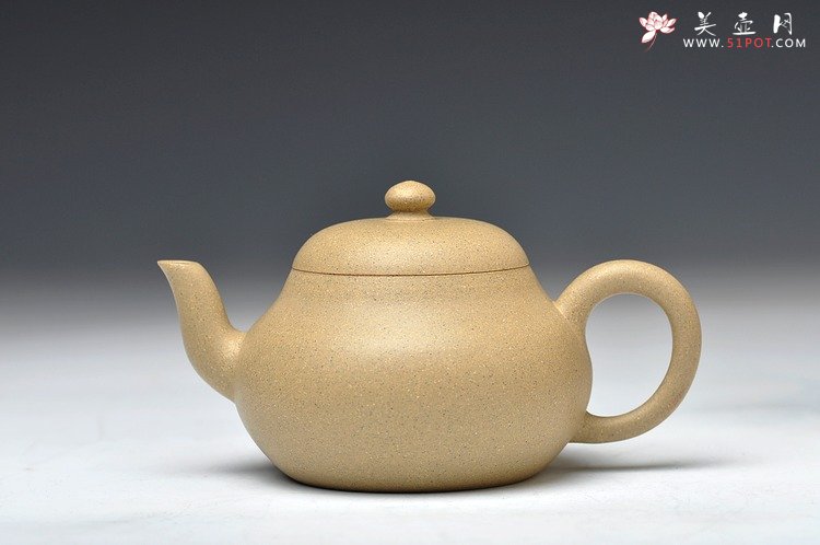 紫砂壶图片：古风耐品 素雅可人 本绿全手小君德 冬日里的小精灵 - 宜兴紫砂壶网