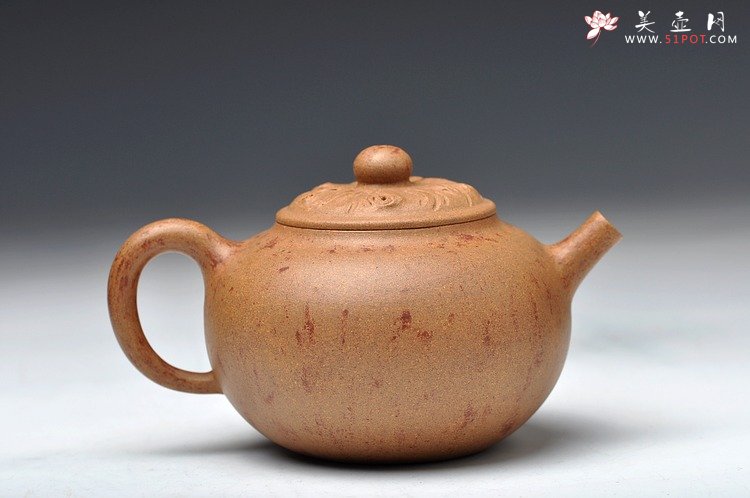 紫砂壶图片：砂美 型美  全手贡珠 蔡岩峰新作 炮管一捺底 - 宜兴紫砂壶网