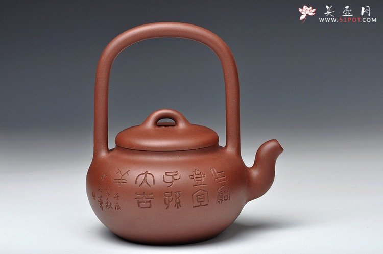 紫砂壶图片：张听刚装饰 饱满玉润 全手禅珠提梁 精美之作 - 宜兴紫砂壶网