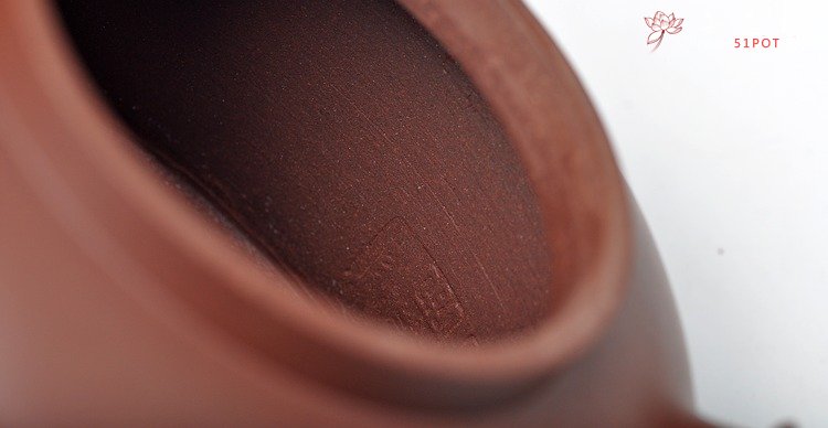 紫砂壶图片：砂料迷人 稳重而优雅 精品 全手玉锺 - 宜兴紫砂壶网