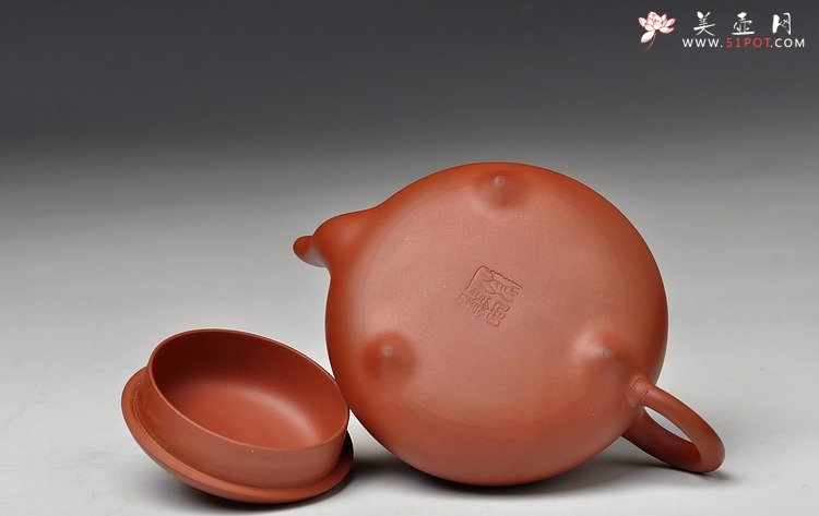 紫砂壶图片：神韵悠长 张弛有度 工整温润 全手三弯石瓢 - 宜兴紫砂壶网