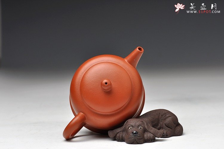 紫砂壶图片：映日荷花别样红 全手君带 一手朱泥小壶 贴身雅器 - 宜兴紫砂壶网