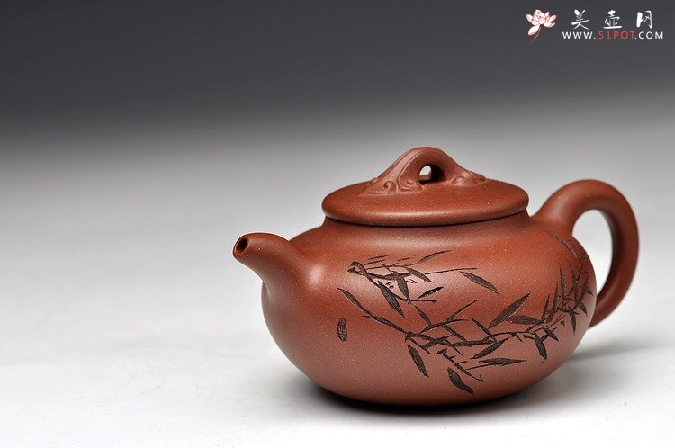 紫砂壶图片：老清水 清韵 随意的竹 颇有玩味 仅1件 - 宜兴紫砂壶网