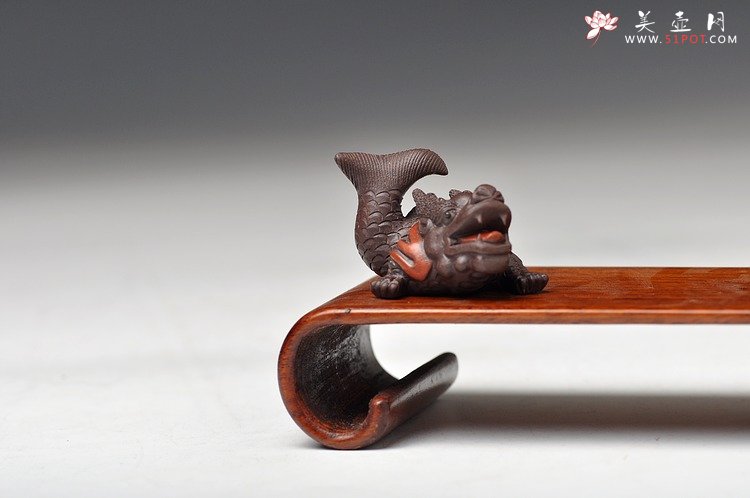 紫砂壶图片：迷你鱼化龙 精致 - 宜兴紫砂壶网