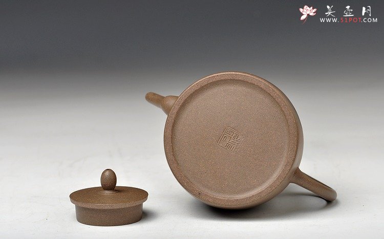 紫砂壶图片：青段全手禅韵 挺拔秀气 古朴 张听刚装饰 - 宜兴紫砂壶网