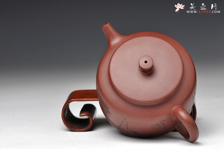 紫砂壶图片：厚重之品 品味意境 全手桑扁 - 宜兴紫砂壶网