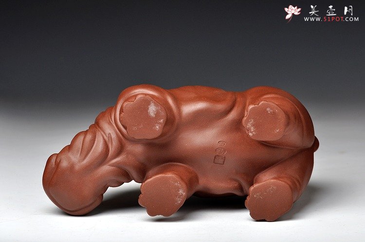 紫砂壶图片：河马 形态逼真 憨厚可爱 - 宜兴紫砂壶网