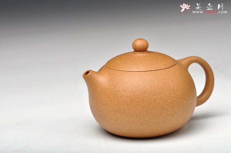 紫砂壶图片：双节特惠之五彩段泥 倒把西施 200cc  - 宜兴紫砂壶网