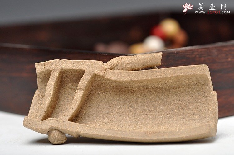 紫砂壶图片：文房雅器 茶盘精品茶宠 清竹臂搁 贴叶传神 中书协刘世涛助兴装饰 - 宜兴紫砂壶网