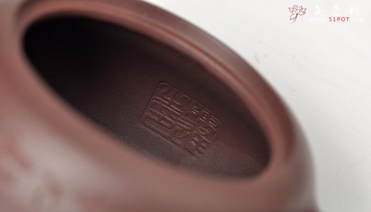 紫砂壶图片：传统刹凹 嵌盖 任备安之风 全手明泉 素器典范 双刀古味 - 宜兴紫砂壶网