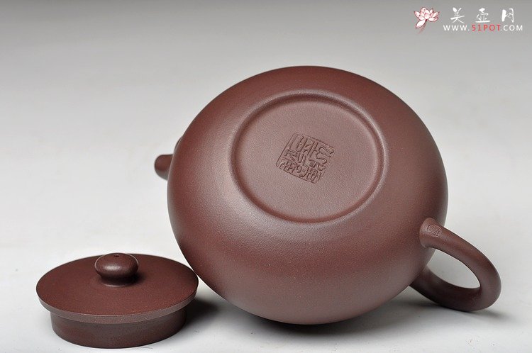 紫砂壶图片：传统刹凹 嵌盖 任备安之风 全手明泉 素器典范 双刀古味 - 宜兴紫砂壶网