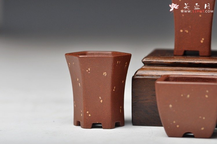 紫砂壶图片：全手铺砂拇指盆一套  精工佳作 非常好玩~~ - 宜兴紫砂壶网