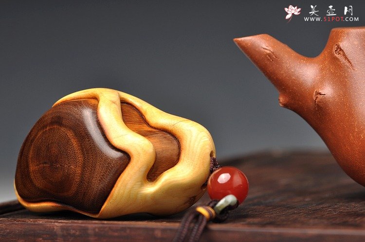 紫砂壶图片：气韵灵动 精品小花货 立体梅花惊艳 全手小喜上眉梢 - 宜兴紫砂壶网