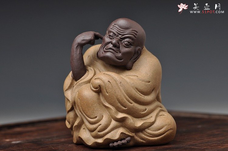 紫砂壶图片：十八罗汉之长眉罗汉和掏耳罗汉 神态细腻传神 精品茶宠 - 宜兴紫砂壶网