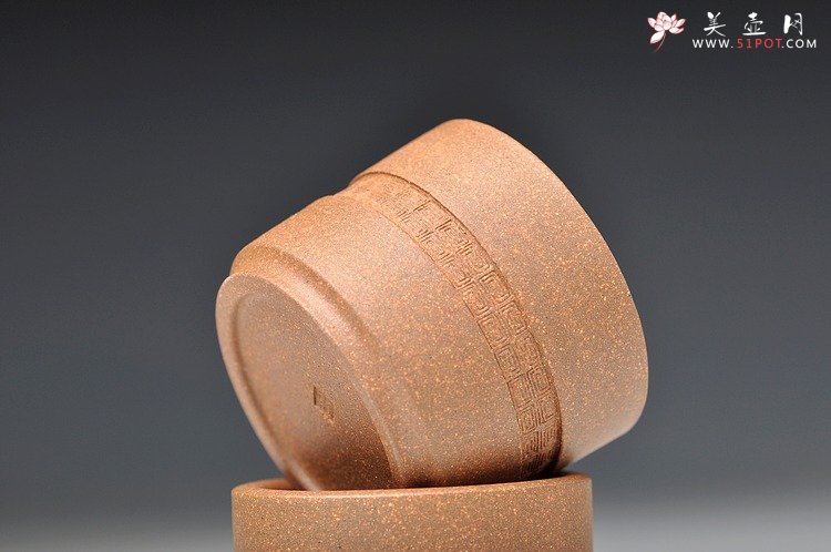 紫砂壶图片：精品回纹口杯 油性十足的段泥 - 宜兴紫砂壶网