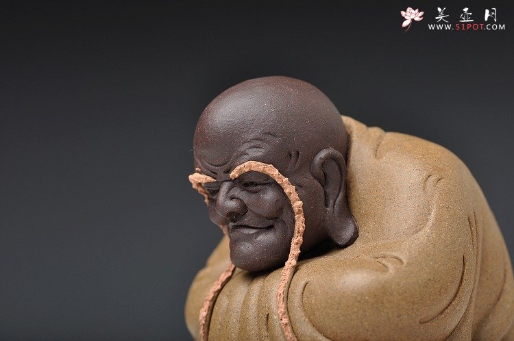 紫砂壶图片：十八罗汉之长眉罗汉和掏耳罗汉 神态细腻传神 精品茶宠 - 宜兴紫砂壶网