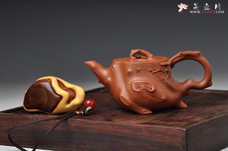 紫砂壶图片：气韵灵动 精品小花货 立体梅花惊艳 全手小喜上眉梢 - 宜兴紫砂壶网