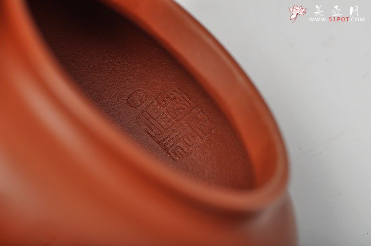 紫砂壶图片：舒展文气 清雅 全手汉韵  - 宜兴紫砂壶网