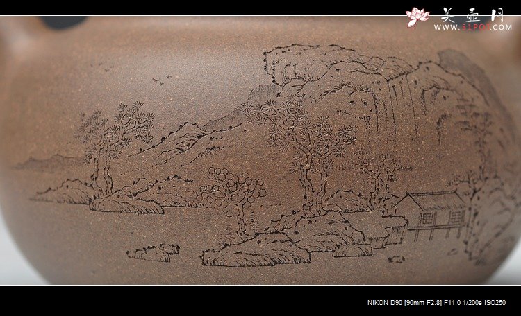 紫砂壶图片：国助和石装饰王翔风格 通景山水 玉成窑风格 全手归隐 - 宜兴紫砂壶网